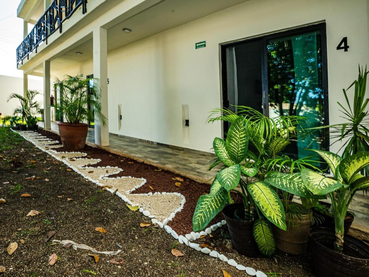 Hotel Brisas Bacalar Exterior photo