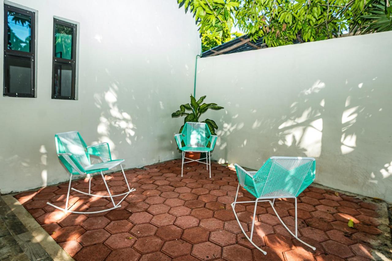 Hotel Brisas Bacalar Exterior photo