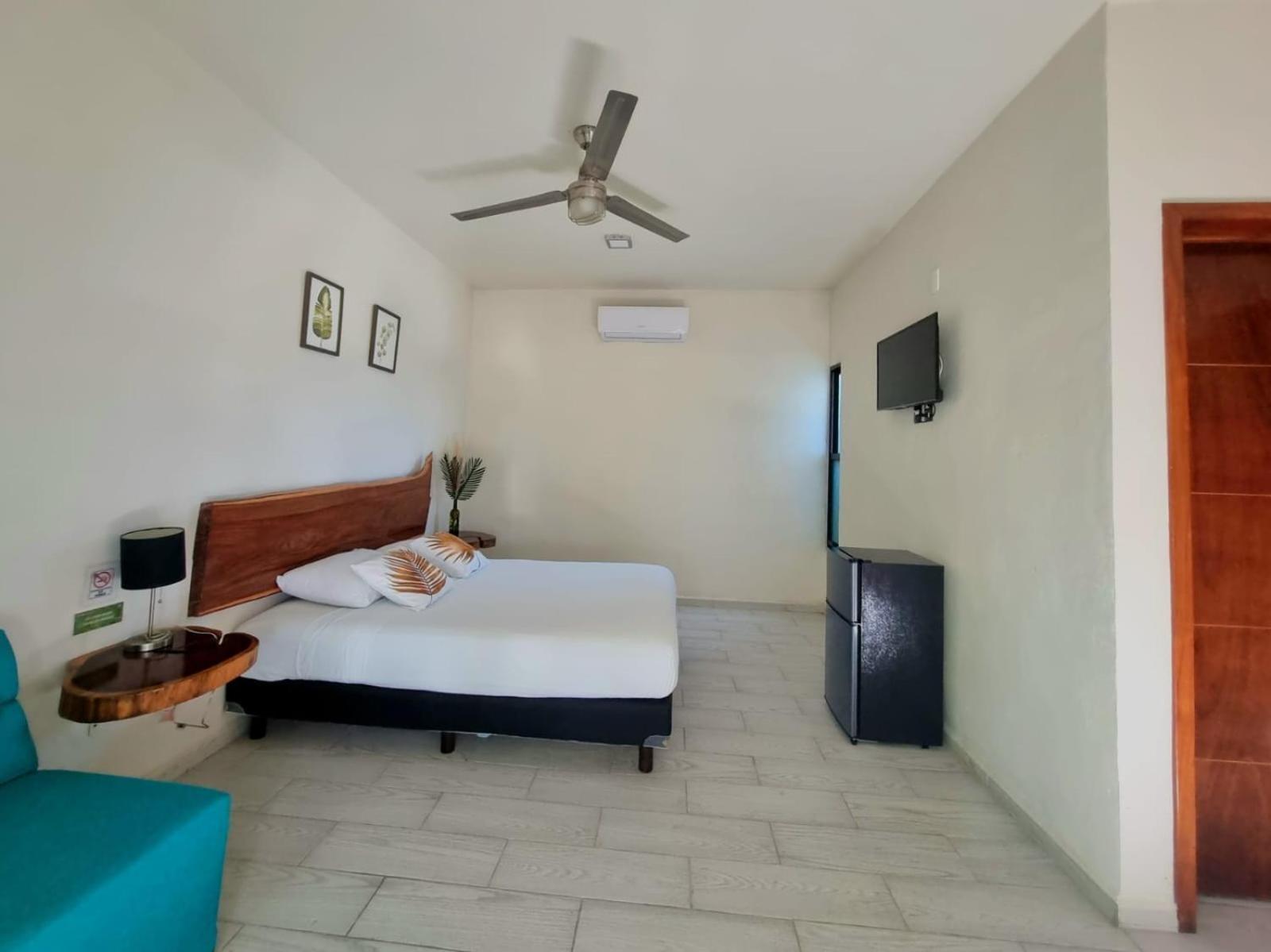 Hotel Brisas Bacalar Exterior photo