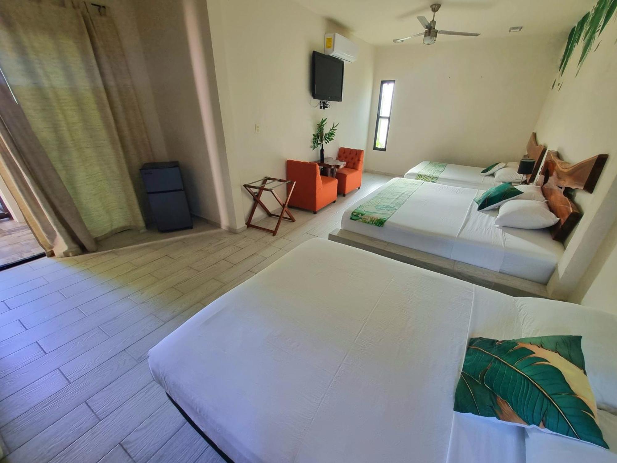 Hotel Brisas Bacalar Exterior photo